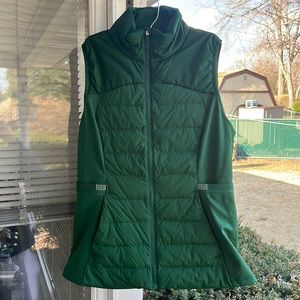 Lululemon Down For It Vest | EUC Size: 10 | Everglade Green